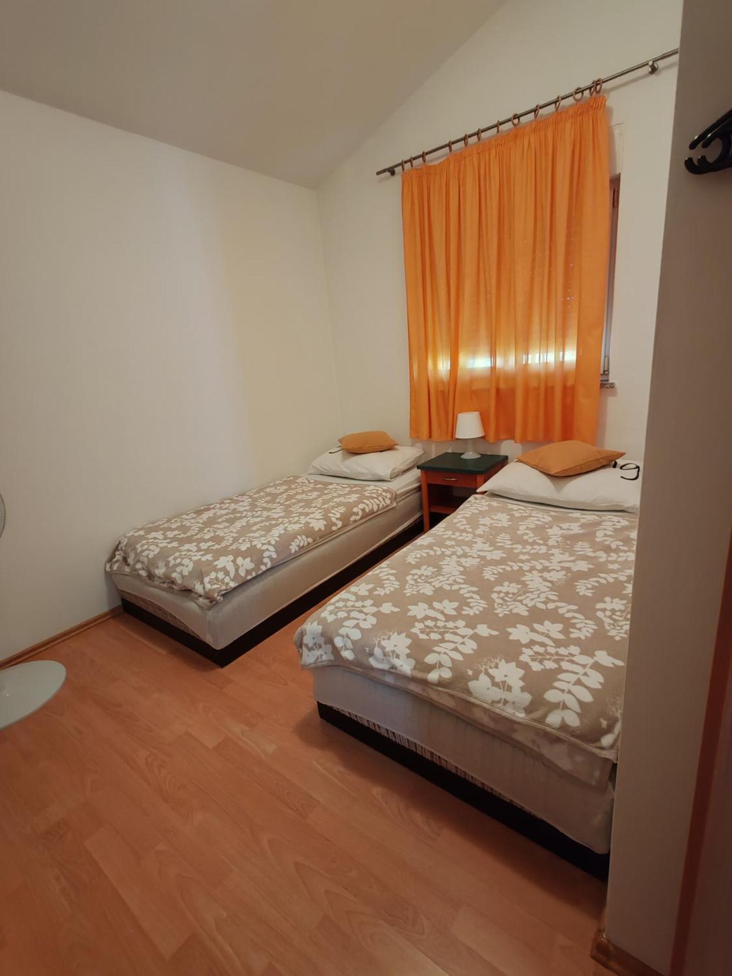 Apartman Olic Ražanac Екстериор снимка